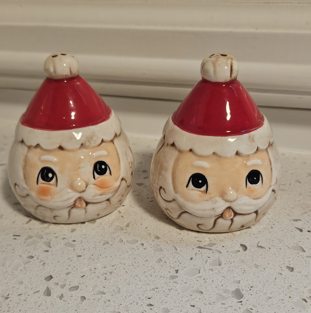 Santa Shakers New Johanna Parker